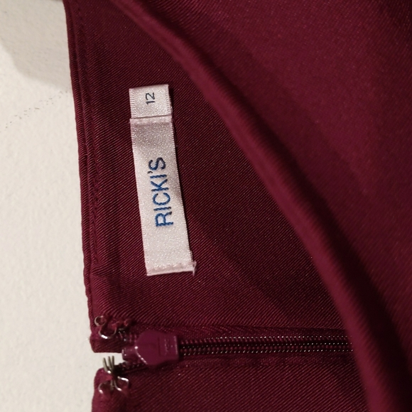 Ricki's berry colored skirt in size 12 - Picture 4 of 4